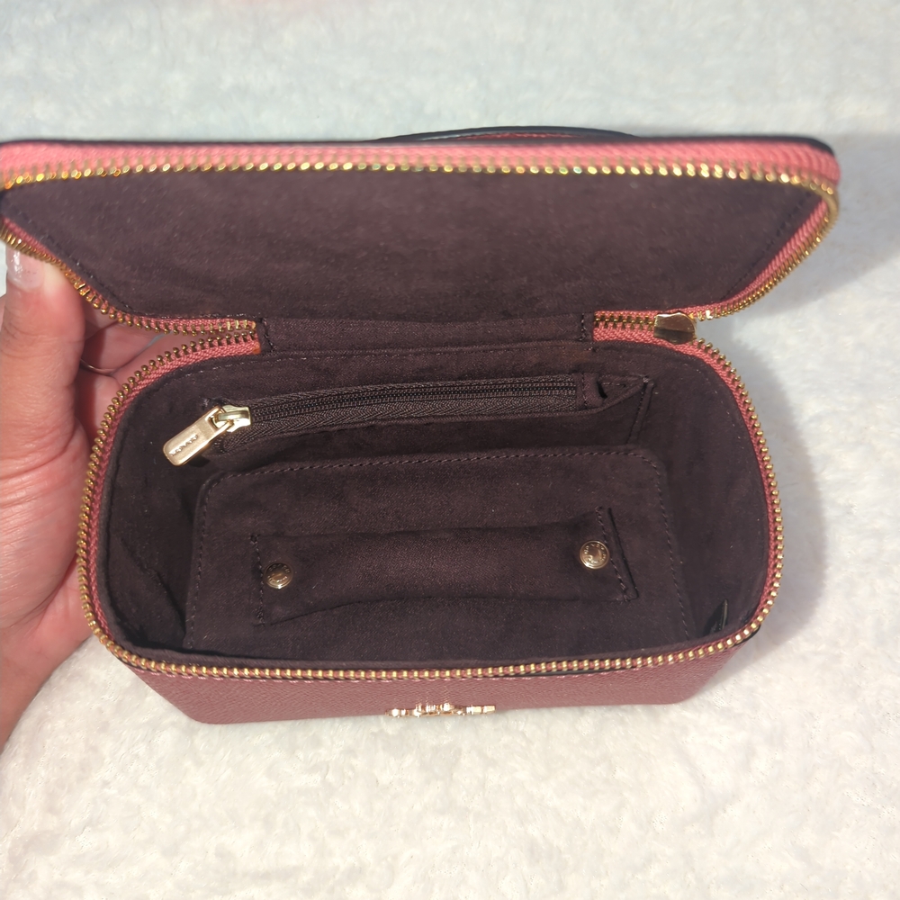 Coach leather Vanity Bag Pink Shimmer Gold Travel Jewelry Case Cosmetic Perfect - Picture 8 of 8